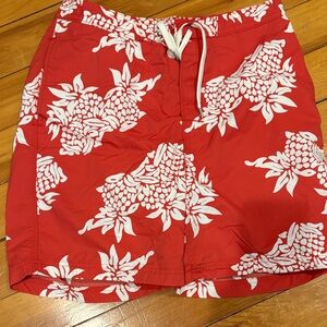 Brooks Brothers Red and White Floral Women's Cargo Shorts